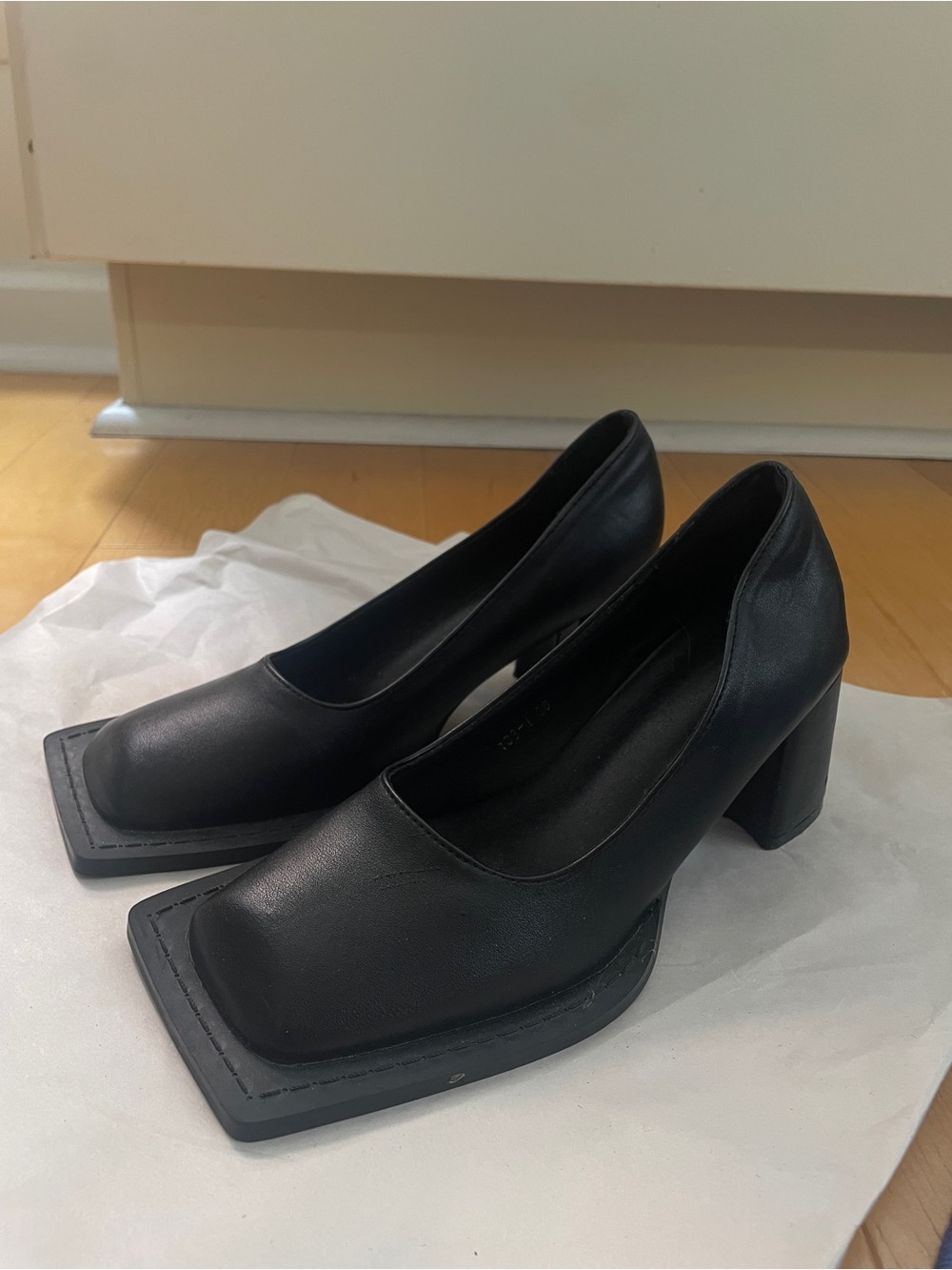 Women’s Black Square-Toe Block Heel Pumps